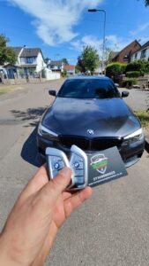 Two new keys for a 2018 BMW 520d after an all keys lost job